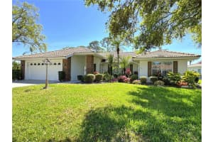 5906 Garden Lakes Majestic, BRADENTON