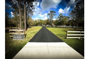 9233 TOM MOORE ROAD, LAKELAND, FL 33810 Sold 04/25/25