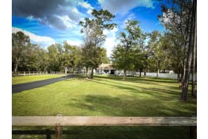 9233 TOM MOORE ROAD, LAKELAND, FL 33810 Sold 04/25/25
