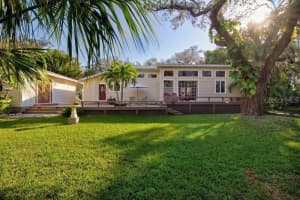 325 12TH AVENUE, PALMETTO, FL 34221 - MLS#MFRA4644149