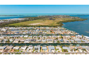 3808 ROYAL PALM DRIVE, BRADENTON, FL 34210 Sold 05/16/25