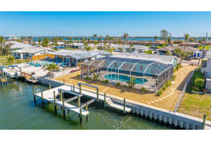 3808 ROYAL PALM DRIVE, BRADENTON, FL 34210 Sold 05/16/25
