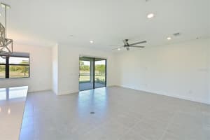 6076 BAYWOOD COURT, LAKEWOOD RANCH, FL 34211 Sold 04/30/25