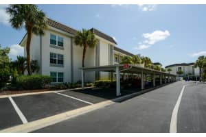 4440 EXETER DRIVE, LONGBOAT KEY, FL 34228 Sold 05/15/25