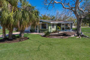 640 Fox St, LONGBOAT KEY