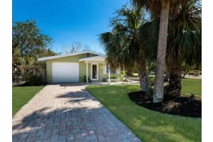 640 FOX STREET, LONGBOAT KEY, FL 34228 - MLS#MFRA4644357