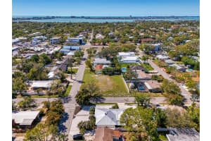 2105 HIBISCUS STREET, SARASOTA, FL 34239 Sold 06/17/25