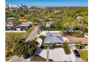 2105 HIBISCUS STREET, SARASOTA, FL 34239 Sold 06/17/25