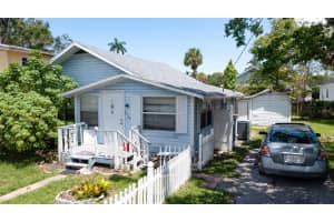 1704 BALLARD PARK DRIVE, BRADENTON, FL 34205 Sold 07/15/25