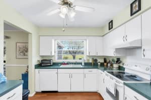 3013 TAUNTON DRIVE, BRADENTON, FL 34205 Sold 04/28/25
