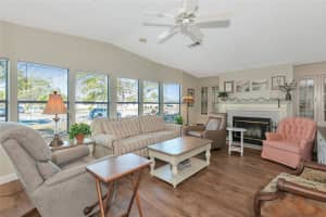 135 OAKWOOD LANE, SARASOTA, FL 34237 Sold 05/30/25