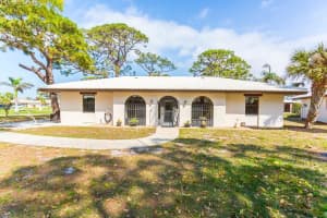 411 S Oxford Dr #411, NOKOMIS