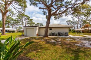 411 OXFORD DRIVE, NOKOMIS, FL 34275 - MLS#MFRA4644627