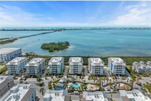384 Aruba Cir #103, BRADENTON