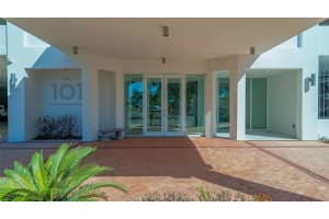 101 GULFSTREAM AVENUE, SARASOTA, FL 34236 Sold 06/17/25