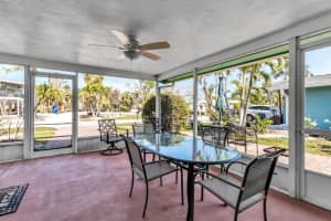 710 FOX STREET, LONGBOAT KEY, FL 34228 Sold 06/18/25