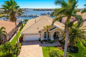 1009 3rd St E, PALMETTO