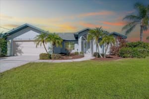 527 Rotonda Cir, ROTONDA WEST