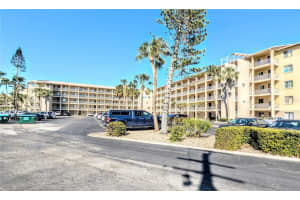 3711 LAKE BAYSHORE DRIVE, BRADENTON, FL 34205 Sold 04/28/25