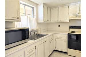 3711 LAKE BAYSHORE DRIVE, BRADENTON, FL 34205 Sold 04/28/25