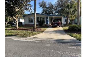 910 Orchid St, THE VILLAGES