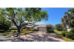 3919 Torrey Pines Blvd, SARASOTA