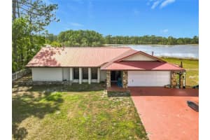 318 Mitnik Dr, DELTONA