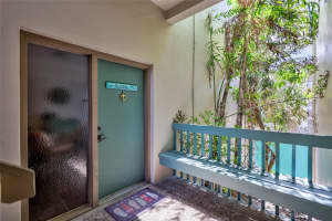 1113 LAKE HOUSE CIRCLE, SARASOTA, FL 34242 Sold 05/28/25