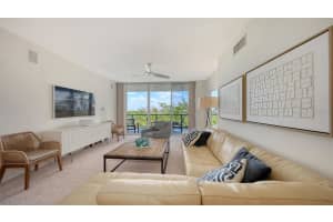 1800 BENJAMIN FRANKLIN DRIVE, SARASOTA, FL 34236 - MLS#MFRA4644922