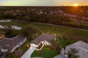 9408 GLEN ABBEY LANE, SARASOTA, FL 34238 - MLS#MFRA4644948