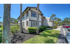 5630 Golf Pointe Dr #205, SARASOTA