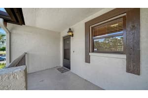 5630 GOLF POINTE DRIVE, SARASOTA, FL 34243 - MLS#MFRA4645005