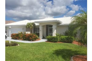 1511 Waterford Dr, VENICE