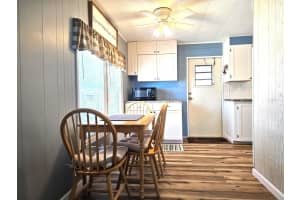 206 50TH AVENUE TERRACE, BRADENTON, FL 34207 Sold 04/24/25