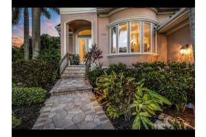 1102 HORIZON VIEW DRIVE, SARASOTA, FL 34242 - MLS#MFRA4645086