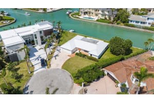 600 MOURNING DOVE DRIVE, SARASOTA, FL 34236 Sold 04/28/25