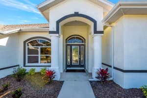 4201 74TH TERRACE, SARASOTA, FL 34243 Sold 06/06/25