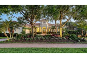 3153 Founders Club Dr, SARASOTA