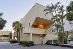 540 Beach Rd #510, SARASOTA