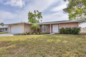 6637 BOWLINE DRIVE, SARASOTA, FL 34231 - MLS#MFRA4645330