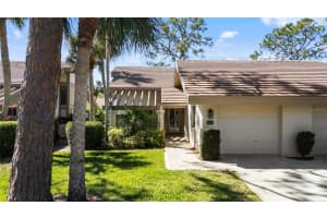 3215 SANDLEHEATH #44, SARASOTA, FL 34235 Sold 04/18/25