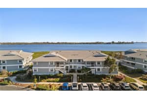 1323 Perico Point Cir #107, BRADENTON
