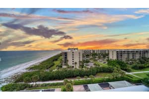 1050 LONGBOAT CLUB ROAD #305, LONGBOAT KEY, FL 34228 Sold 04/23/25