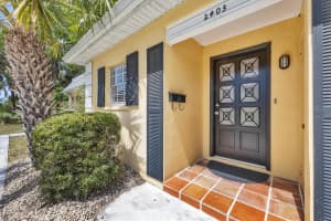 2403 ASPINWALL STREET, SARASOTA, FL 34237 - MLS#MFRA4645496