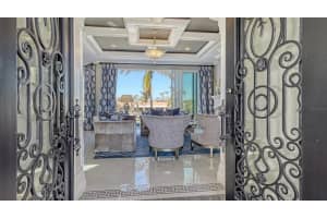 551 RANGER LANE, LONGBOAT KEY, FL 34228 Sold 06/18/25