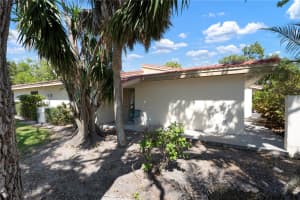 3804 SUN EAGLE LANE, BRADENTON, FL 34210 - MLS#MFRA4645543