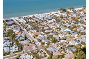 6925 HOLMES BOULEVARD, HOLMES BEACH, FL 34217 Sold 08/18/25