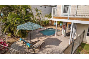 6925 HOLMES BOULEVARD, HOLMES BEACH, FL 34217 Sold 08/18/25
