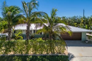 401 73RD STREET, HOLMES BEACH, FL 34217 Sold 04/28/25