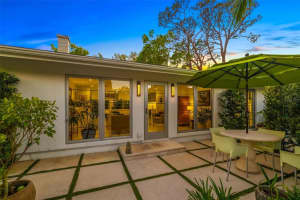 494 SAPPHIRE DRIVE, SARASOTA, FL 34234 Sold 06/02/25
